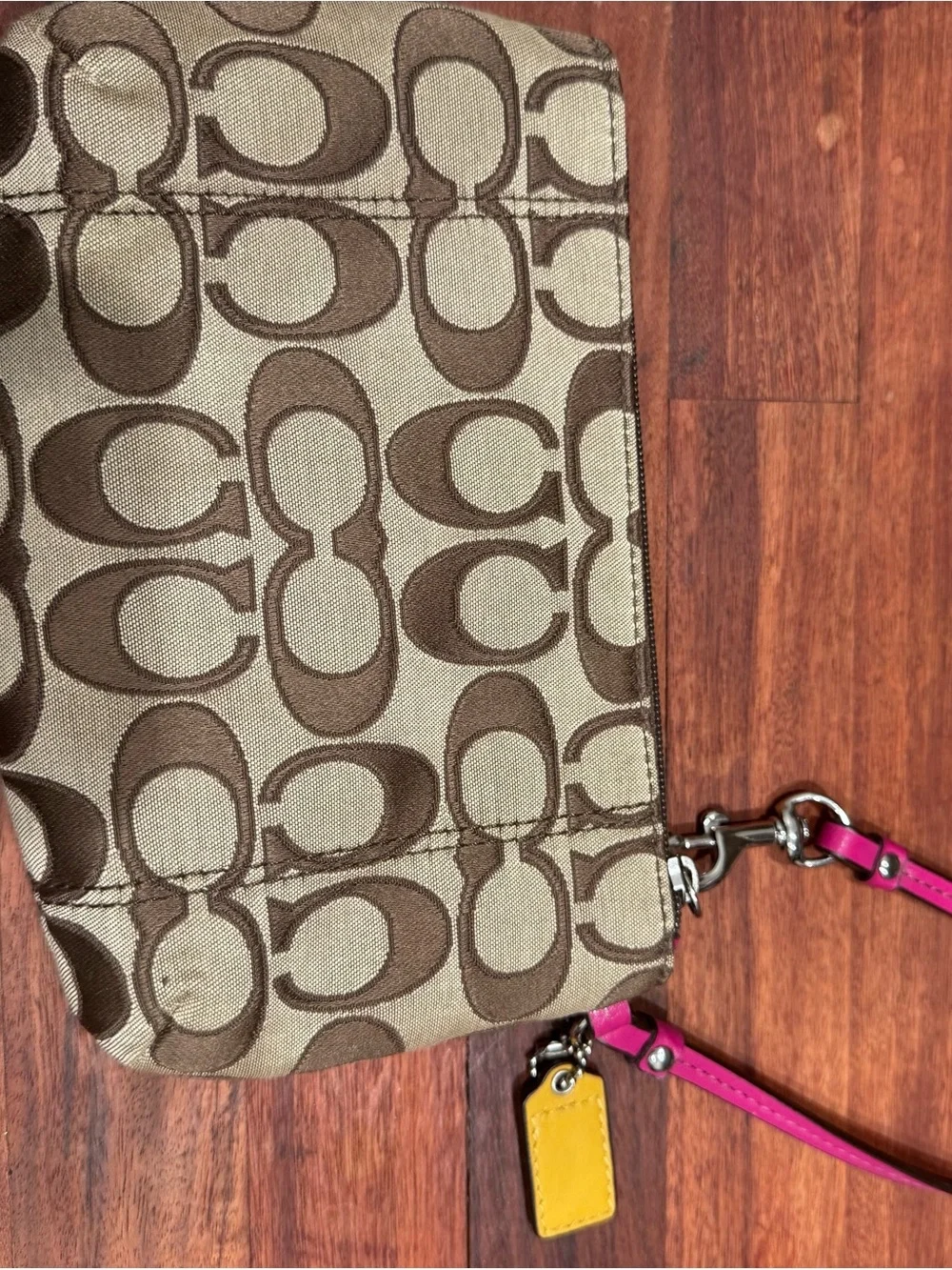 Coach wristlet signature